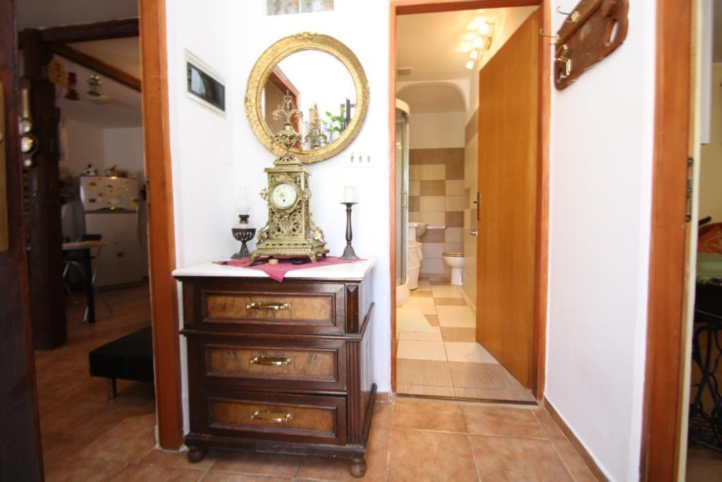 Apartments Tena With Private Parking PUY Quarto foto