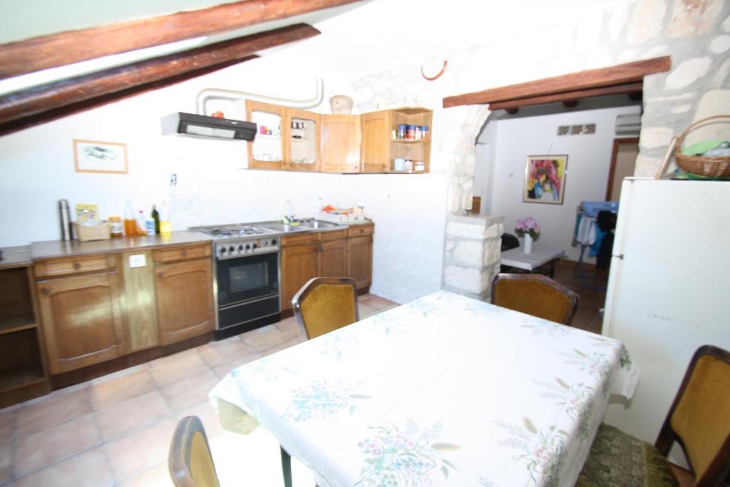 Apartments Tena With Private Parking PUY Quarto foto