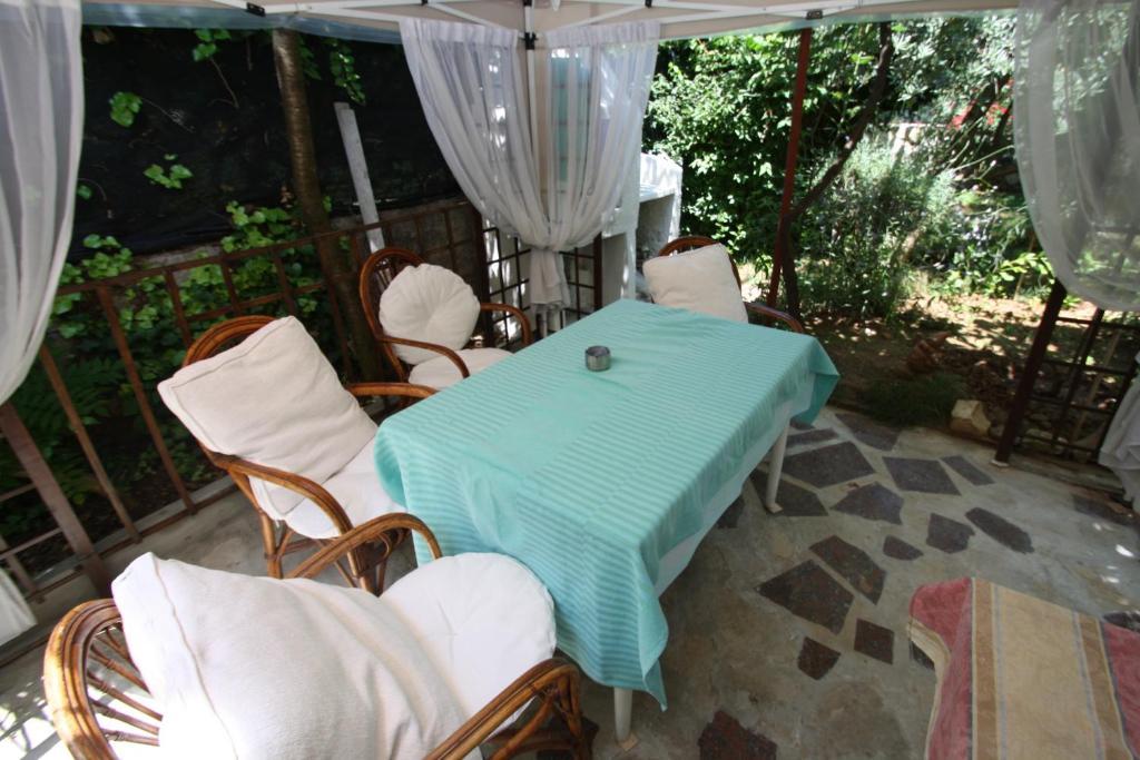 Apartments Tena With Private Parking PUY Quarto foto