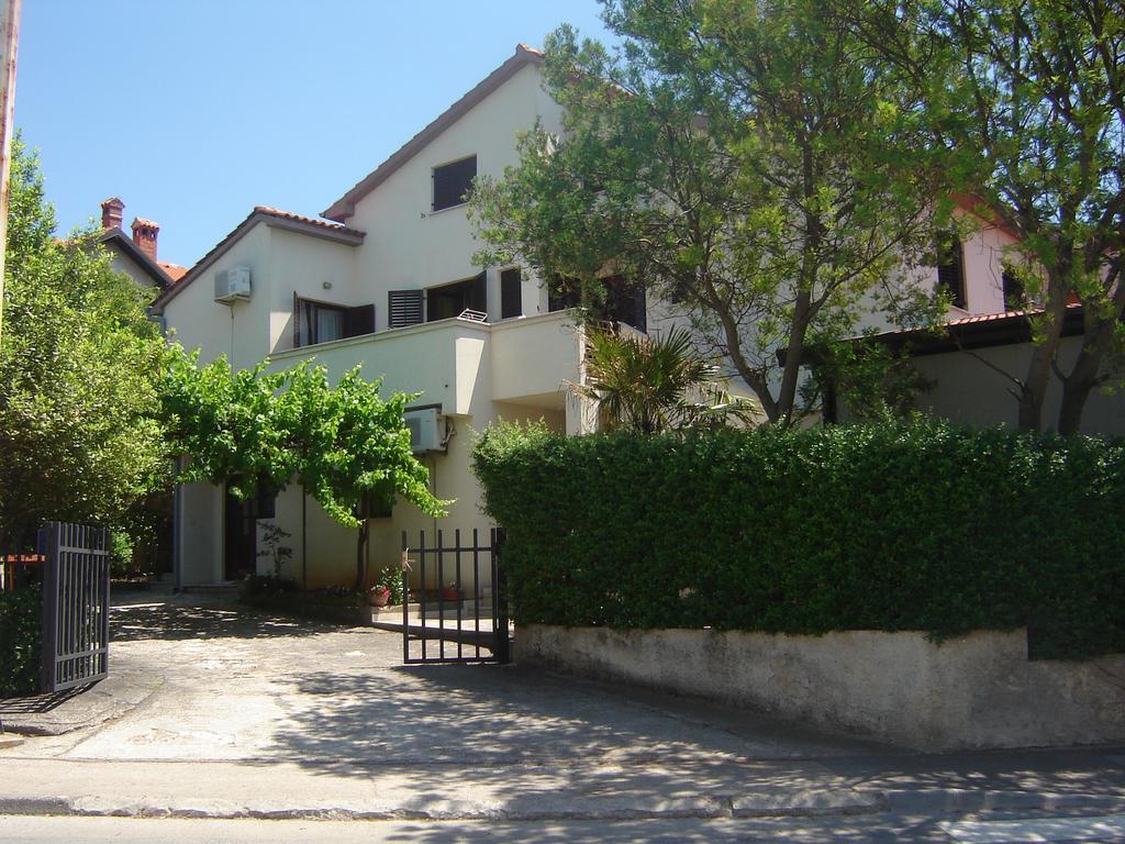 Apartments Tena With Private Parking PUY Exterior foto